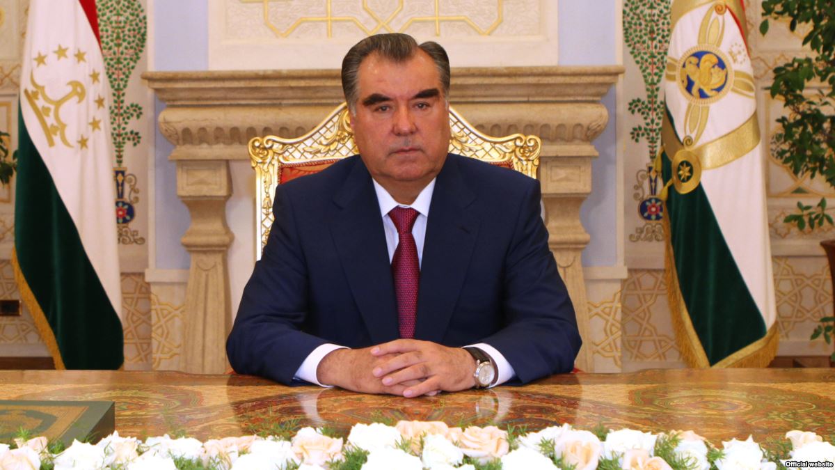 Телевизионное Послание Президента Республики Таджикистан - Лидера нации уважаемого Эмомали Рахмона, по случаю Дня Конституции