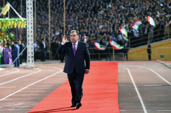 Участие  и выступление  Основателя  мира и национального единства – Лидер нации, Президент Республики Таджикистан Эмомали Рахмон на торжественном праздничном мероприятии в честь 26-ой годовщины Государственной независимости Республики Таджикистан  
